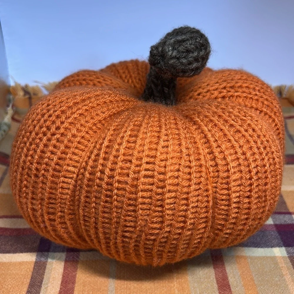 Handmade Knit Pumpkin Decor